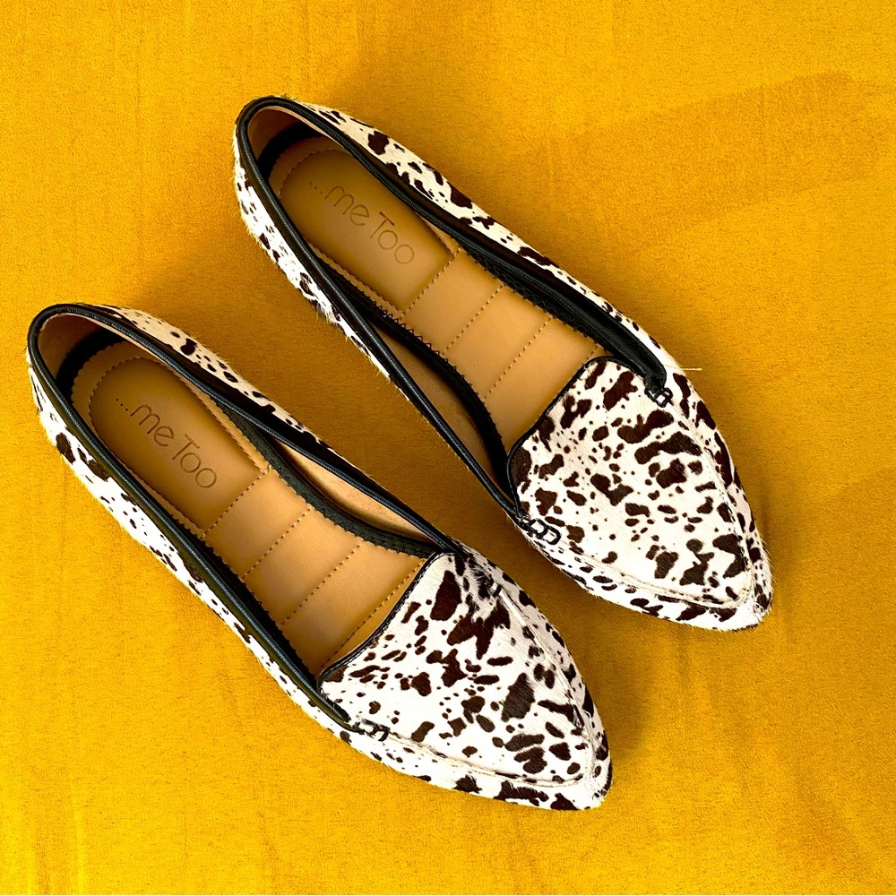 Me Too Audra Loafer Flat (White/Black Calf Hair), 9M